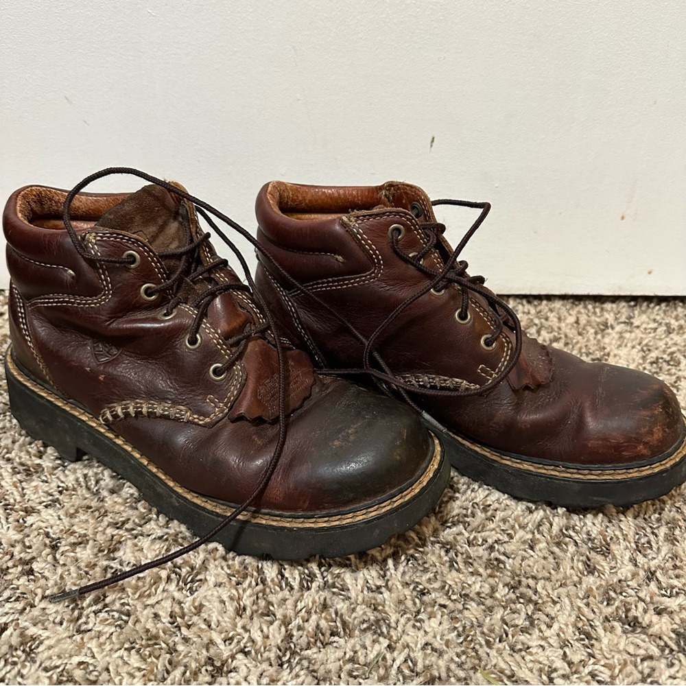 Ariat Canyon Boots (Brown lace up) size US 8B